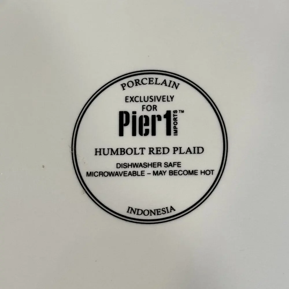 Pier 1 Humbolt‎ Red Plaid Plates Porcelain Round Set Of 2 8